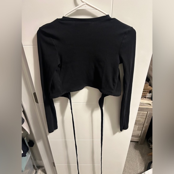 JXX : Longsleeve Wrap Top - Picture 6 of 7